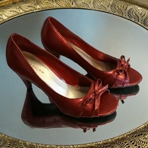 Kenneth Cole Reaction Cranberry Red Shoes